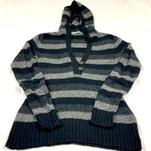 Maurices women’s black and gray striped V-neck hooded sweater size medium